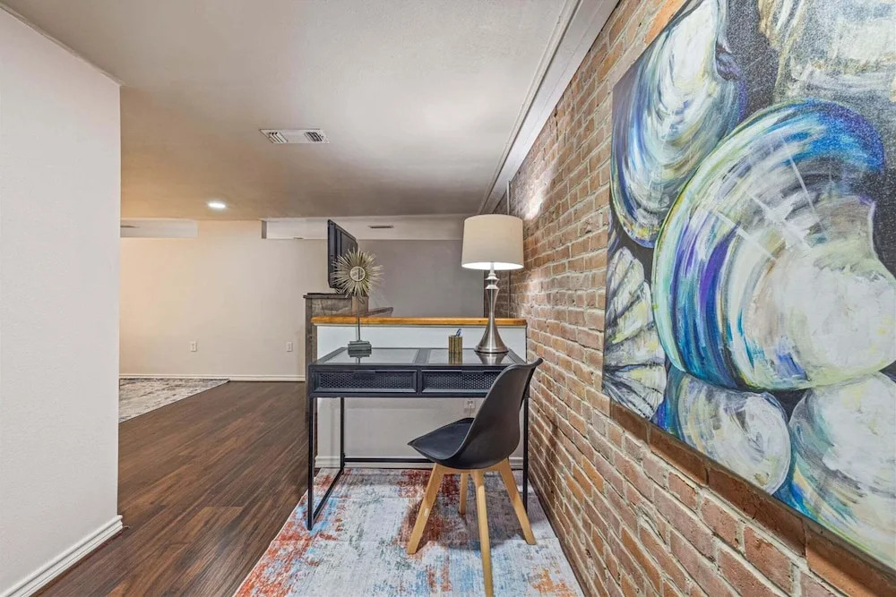 The Mensing Loft 3 Bedroom Home