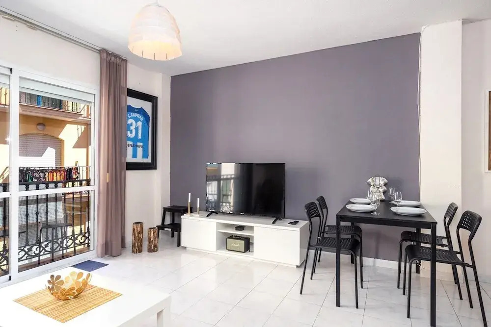 Central Gem Apartment Near the Beach Ref 134