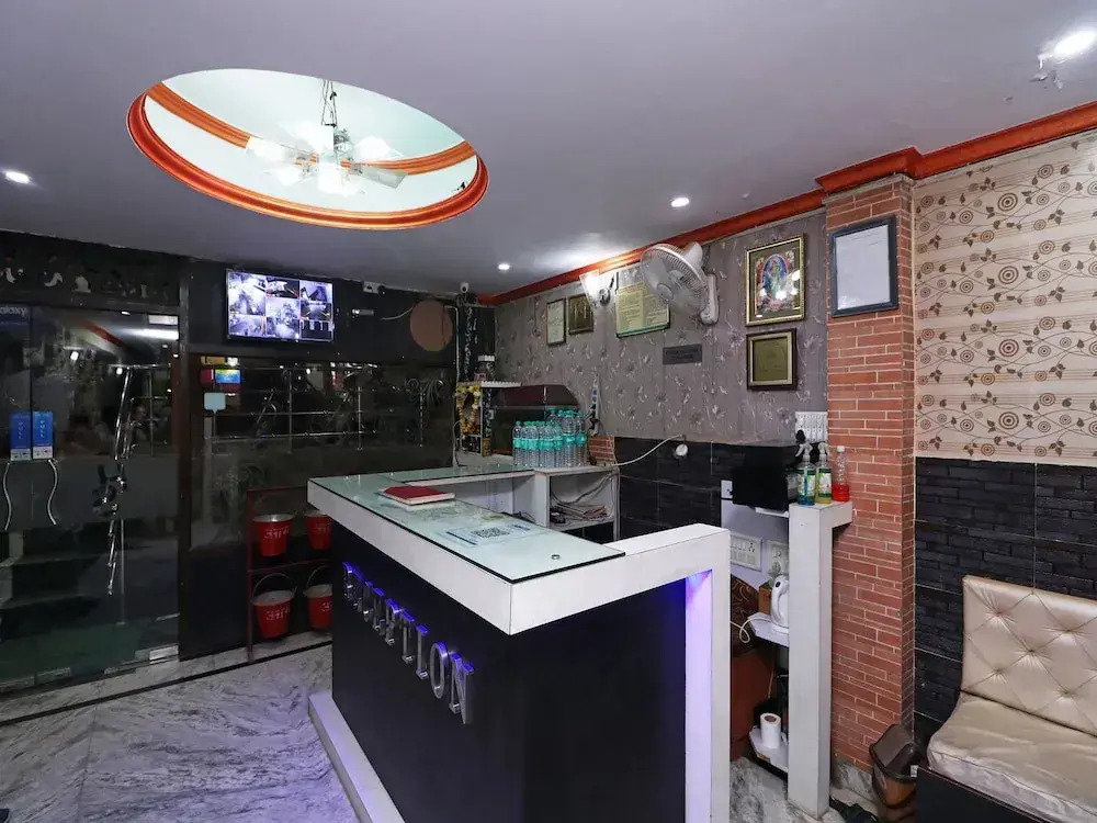 Oyo 26146 Hotel Sarwan