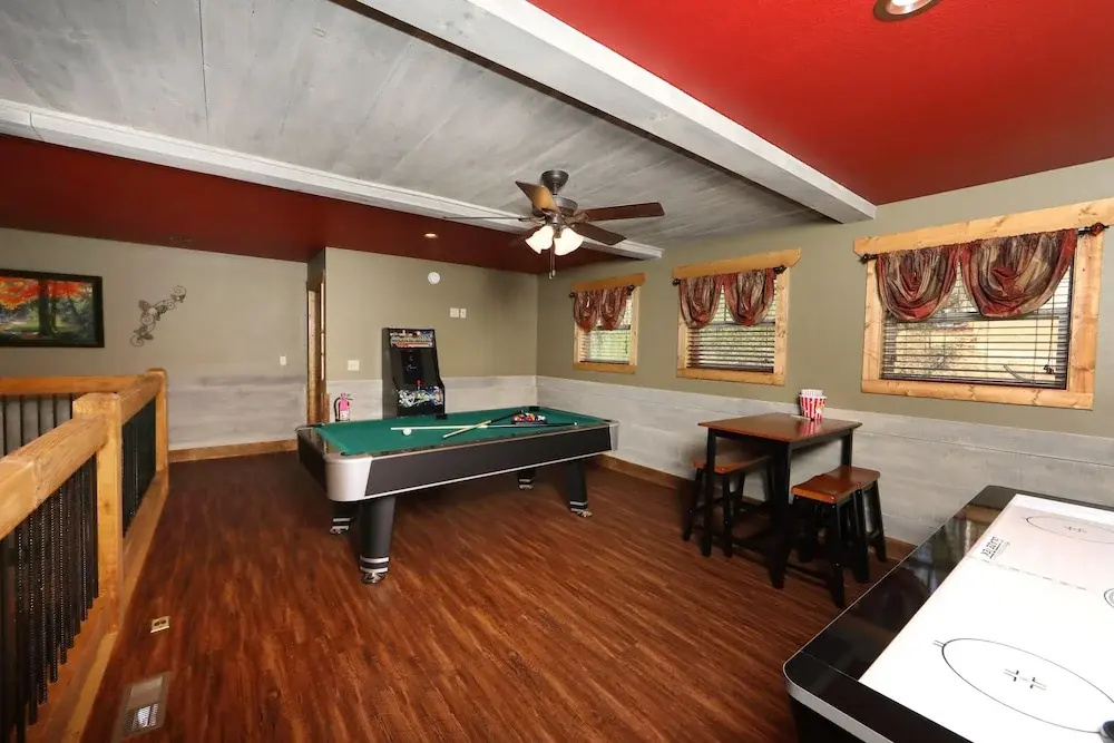 Movie DiveInn - Four Bedroom Chalet