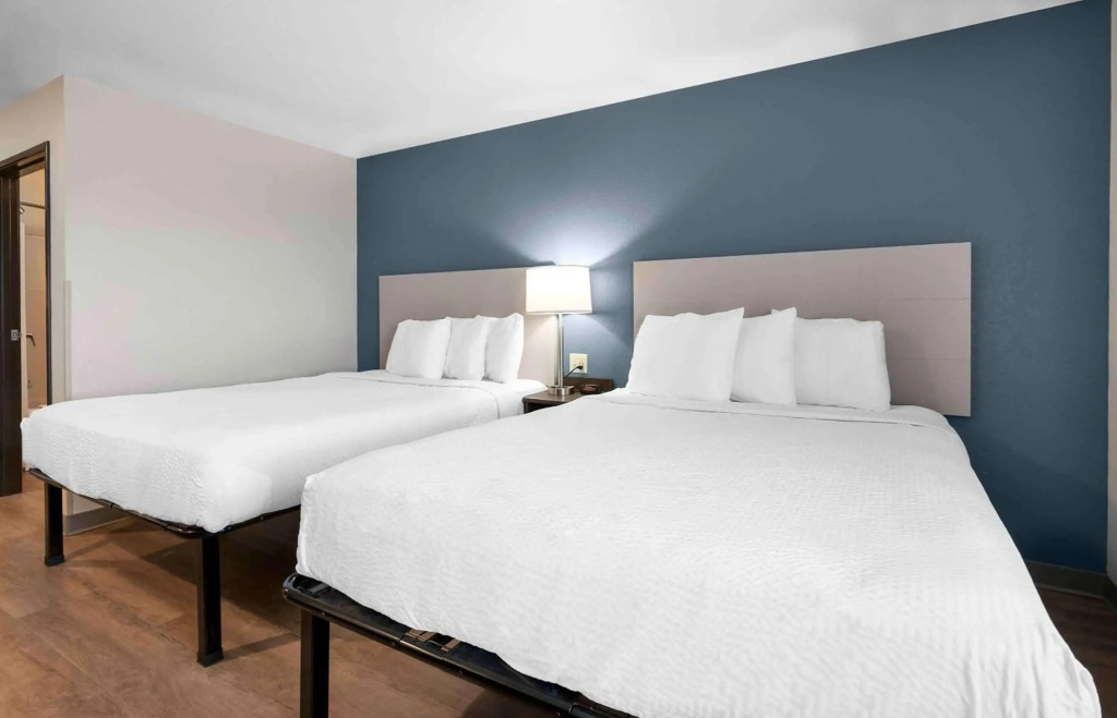 Extended Stay America Select Suites - Louisville - Airport