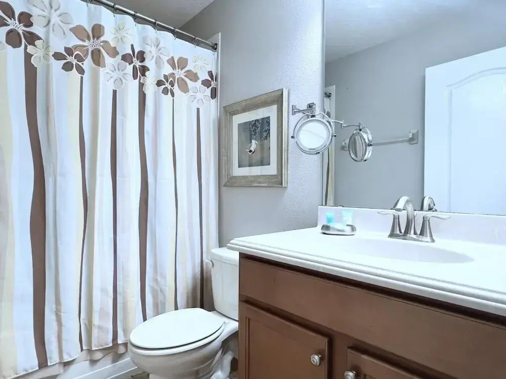 Beautiful 7 Bed Pool Home With Game Room-9117ecl 7 Bedroom Home