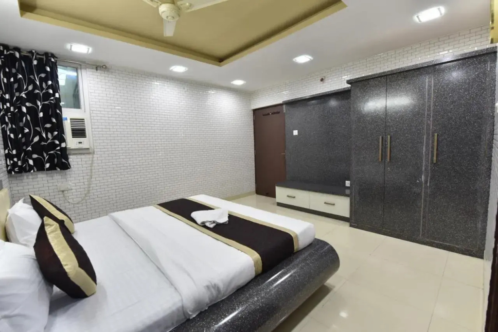 Hotel 7