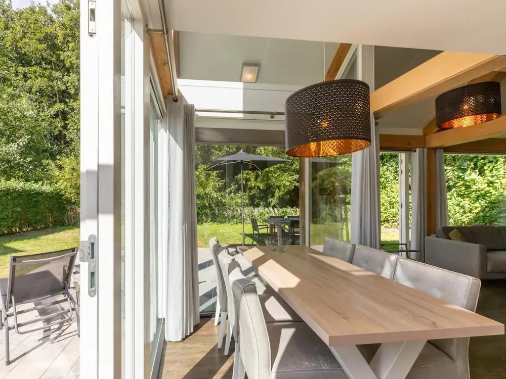 Modern Holiday Home Near Beach