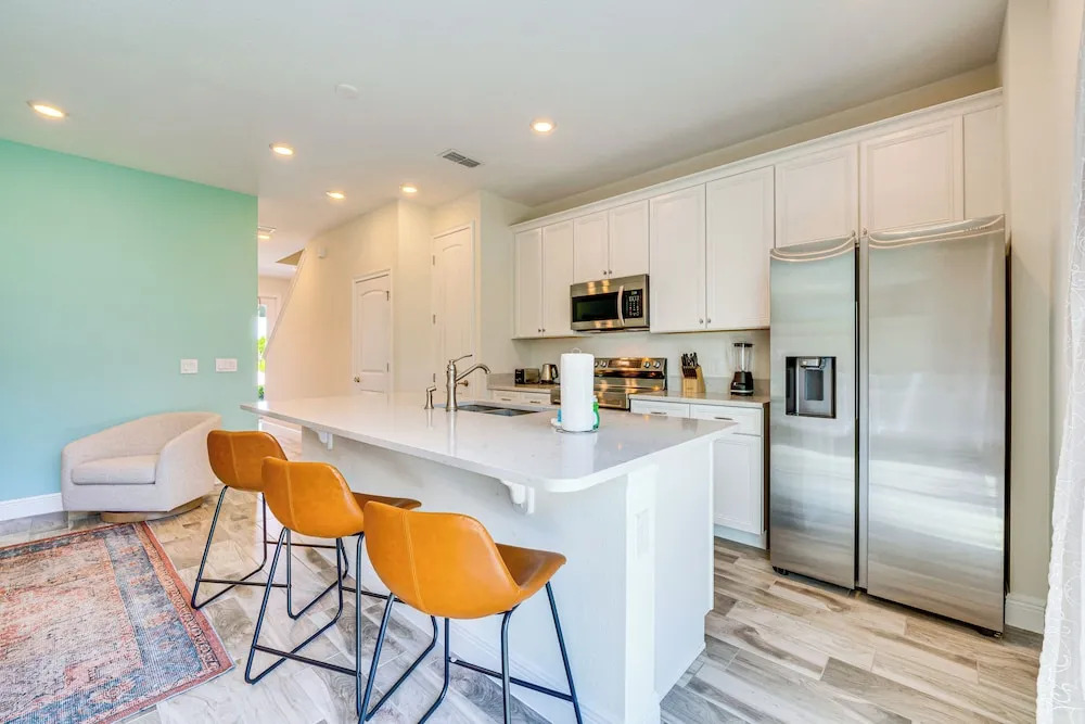 ~ 11 Mi to Disney: Bright Kissimmee Townhome!