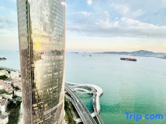 Xiamen 52 Hertz Scenic Apartment (Shimao Twin Towers)
