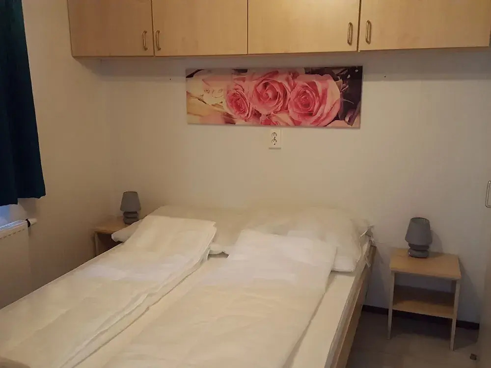 Carefully Furnished Chalet Near the Wadden Sea