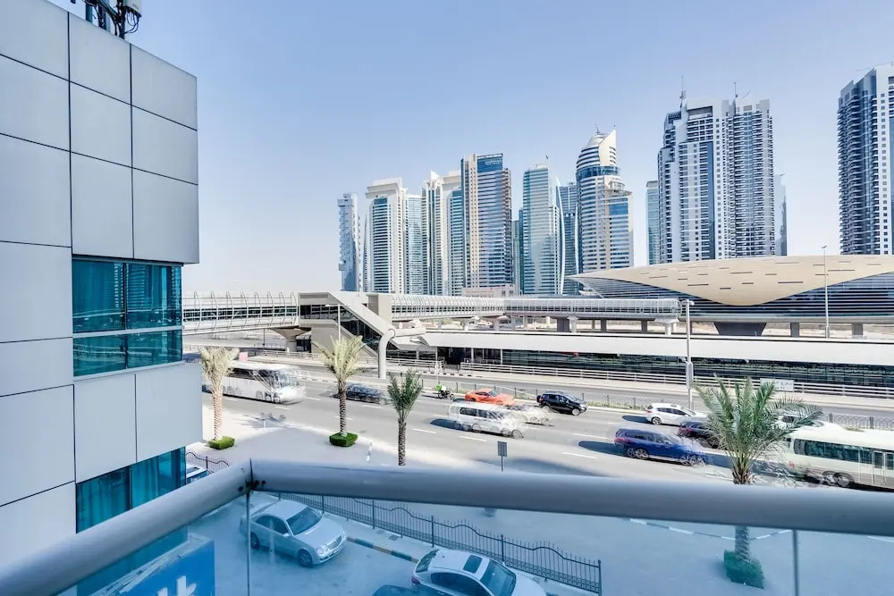 2 Bedroom Apartment Marina