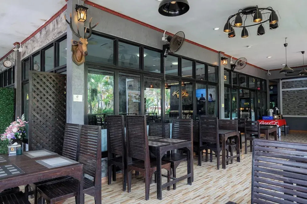 Buengngarm Resort