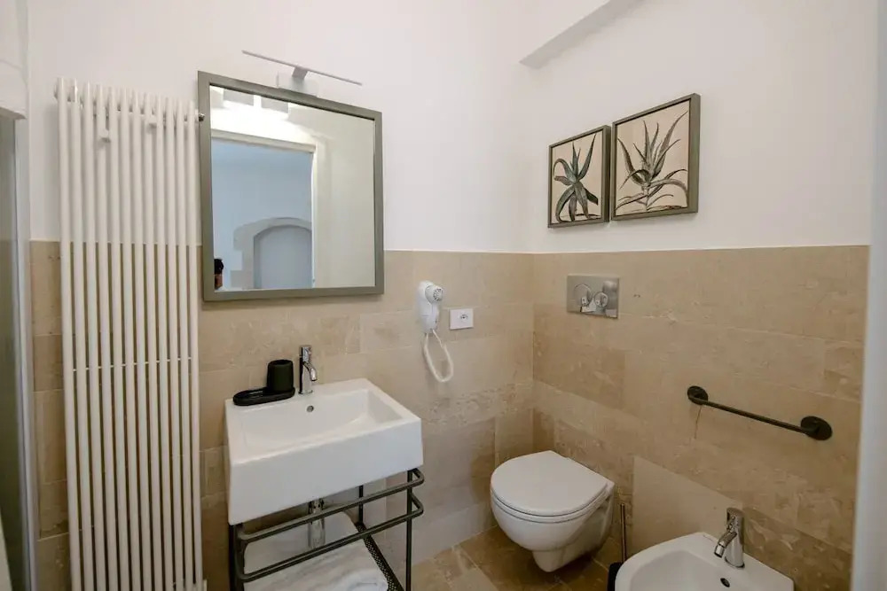 IBLA ROOMS
