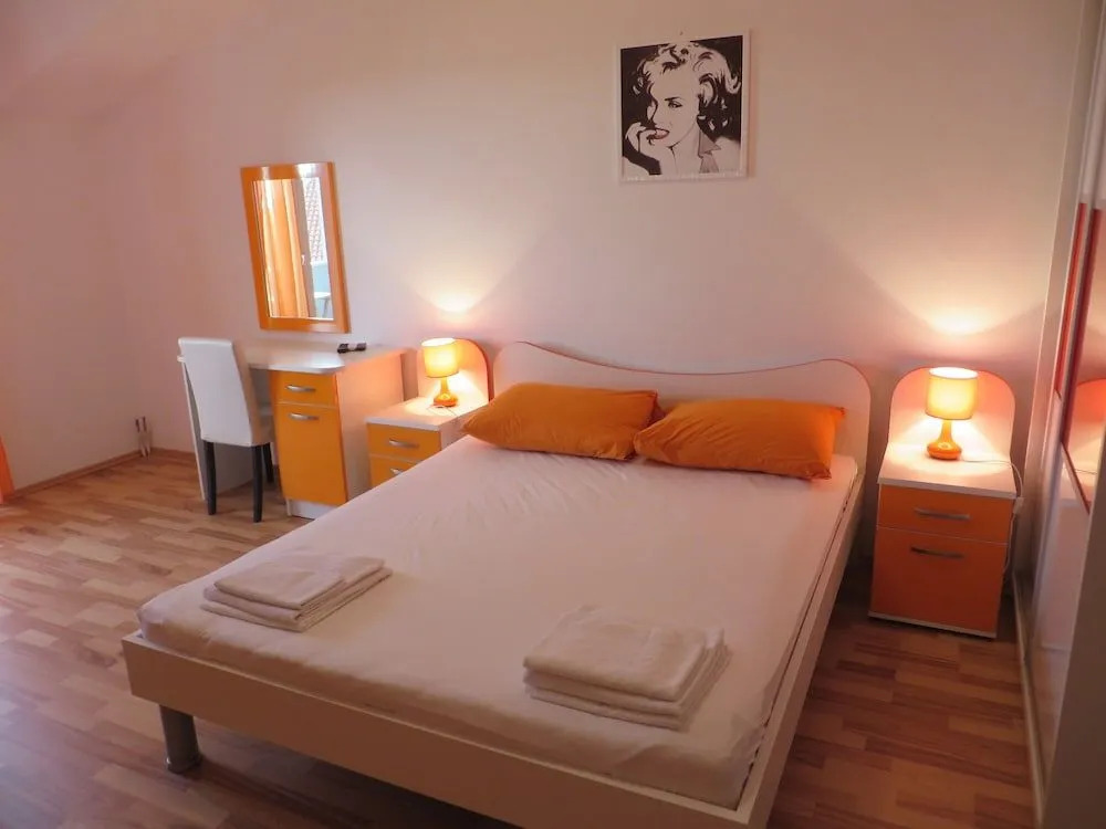 Apartments Petar