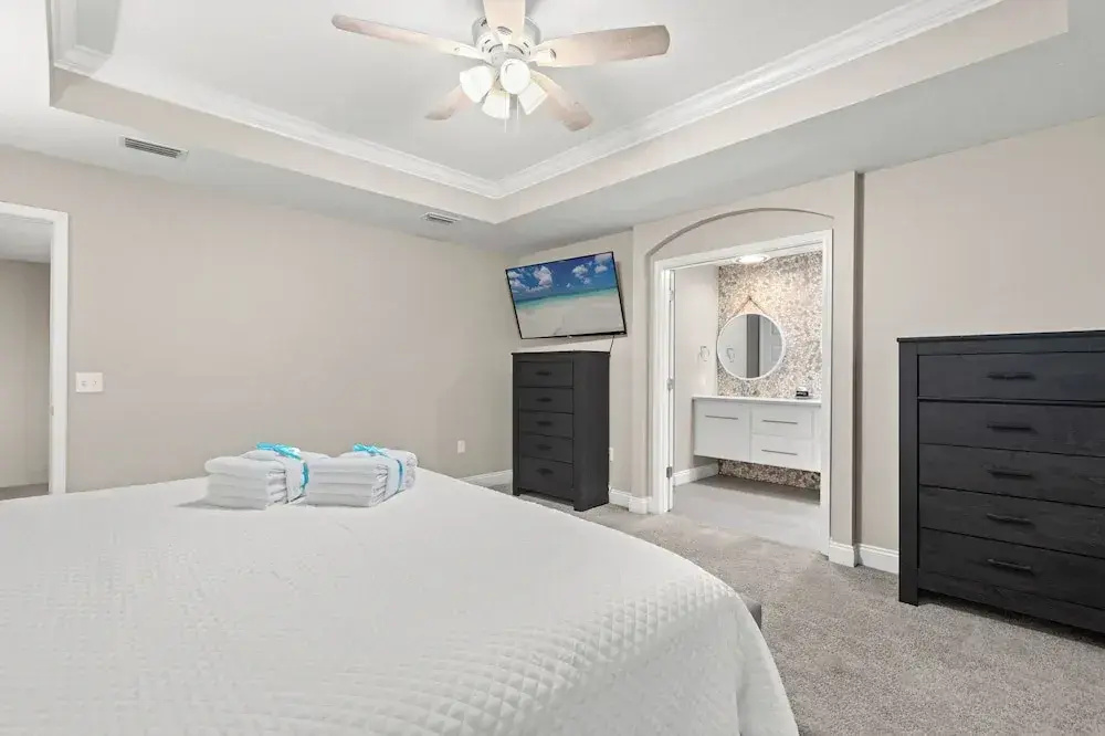 Spacious 4-bed, 3-bath Beach House Sleeps 12 for the Perfect Getaway