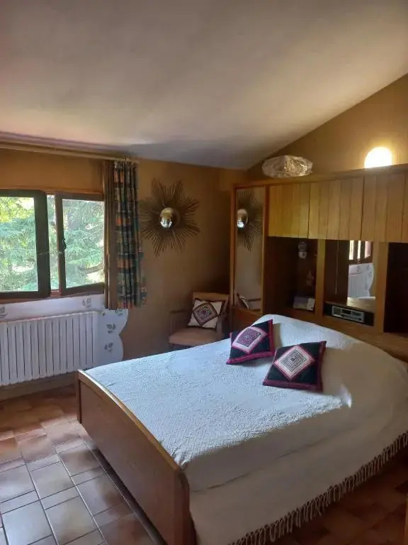 CHAMBRE dans Villa Charmant jardin