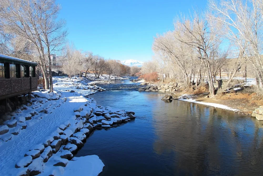 Salida Modern 3 Bedroom Holiday Home By Pinon Vacation Rentals