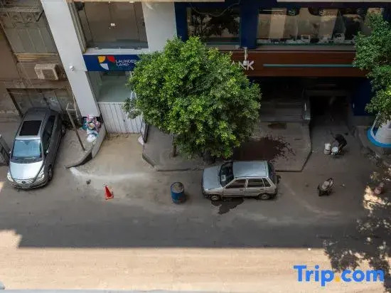 Modern Zamalek Stay | 2min to Nile • AC • SmartTV