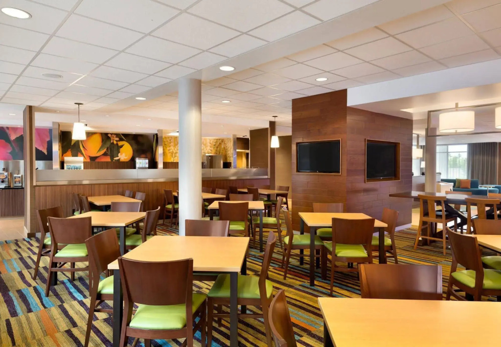 Fairfield Inn & Suites by Marriott Lancaster East at The Outlets