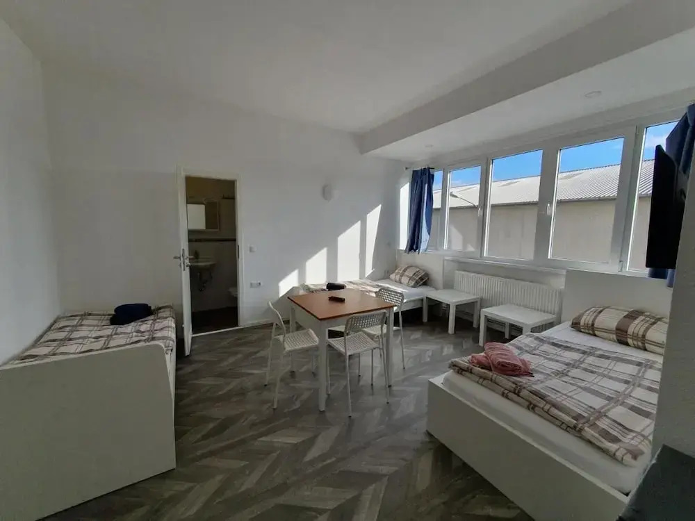 Akdeniz Pension