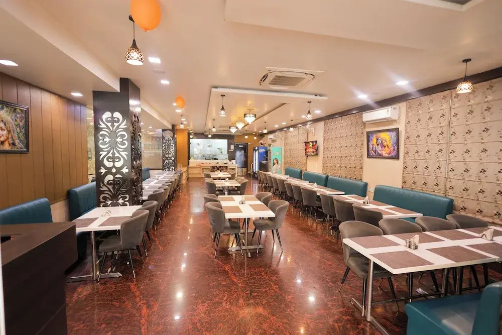 Hotel Krishnam Vrindavan