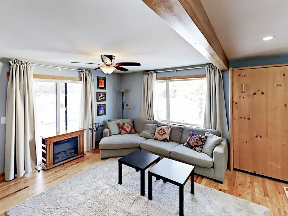 201 South 2nd Townhouse Unit A 2 Bedrooms 3 Bathrooms Townhouse