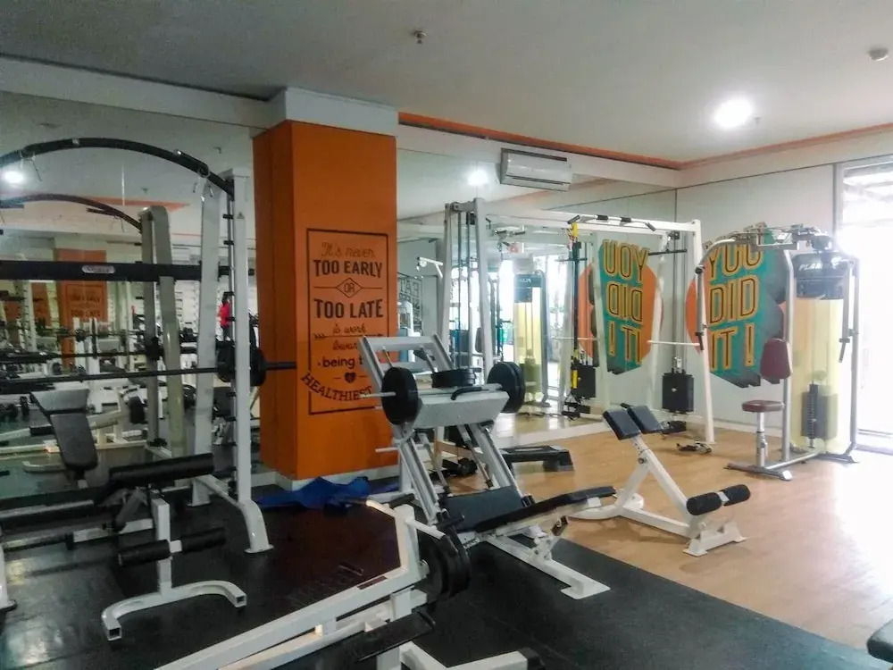 Homey And Relaxing Studio Grand Dhika City Apartment