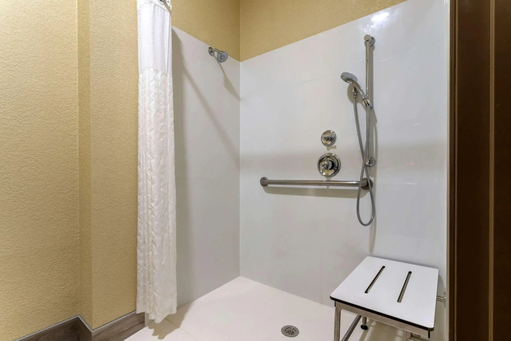 Comfort Suites Kingwood, Humble, New Caney, Houston IAH Airport