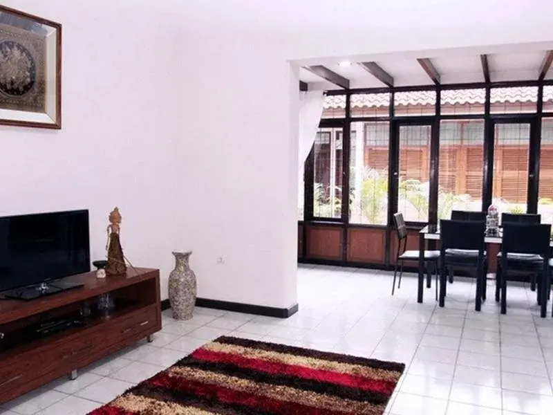 Rumah Resik Guest House