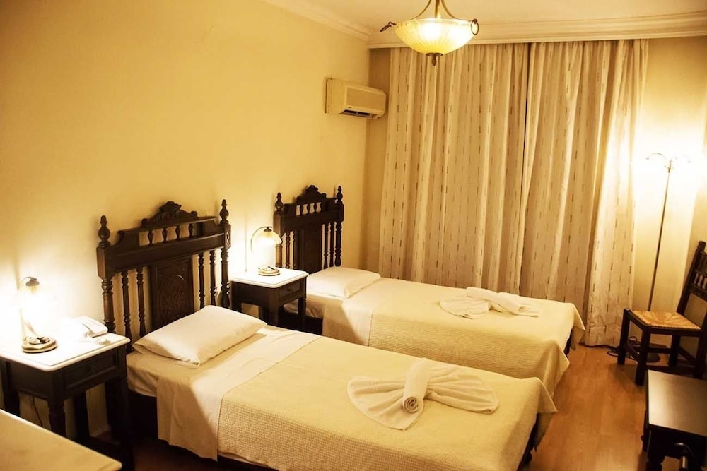 Aegeon Hotel