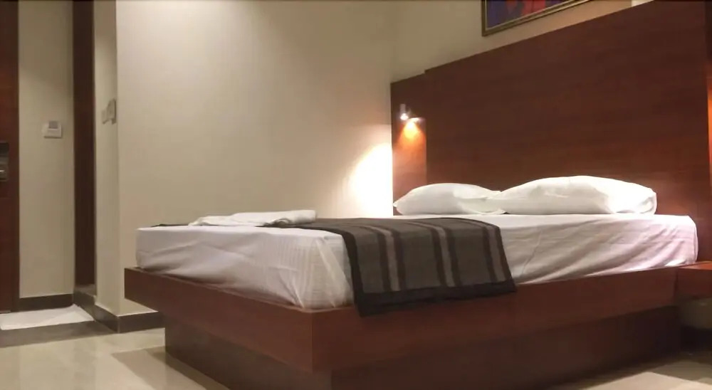 Azeez Avenue hotel