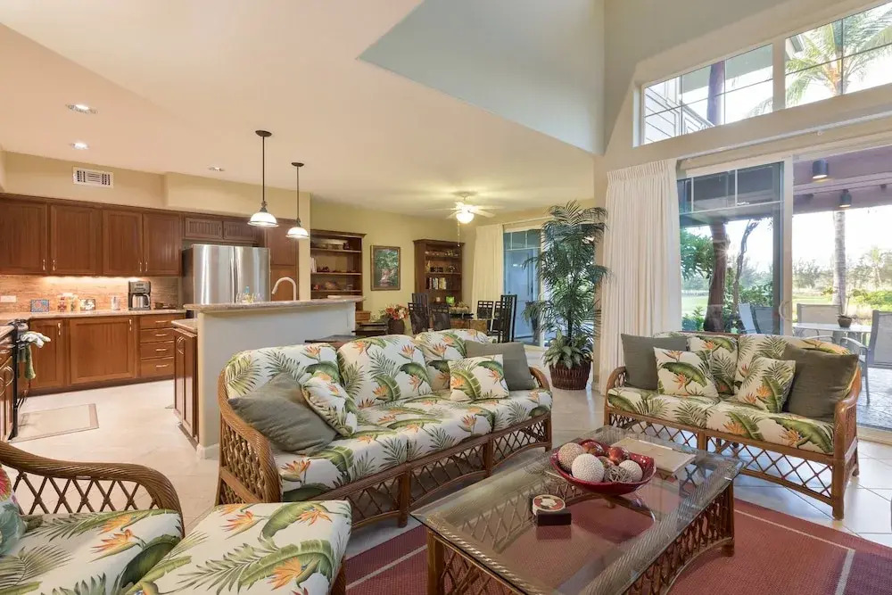 Leilani 3 Bedrooms 3 Bathrooms Condo