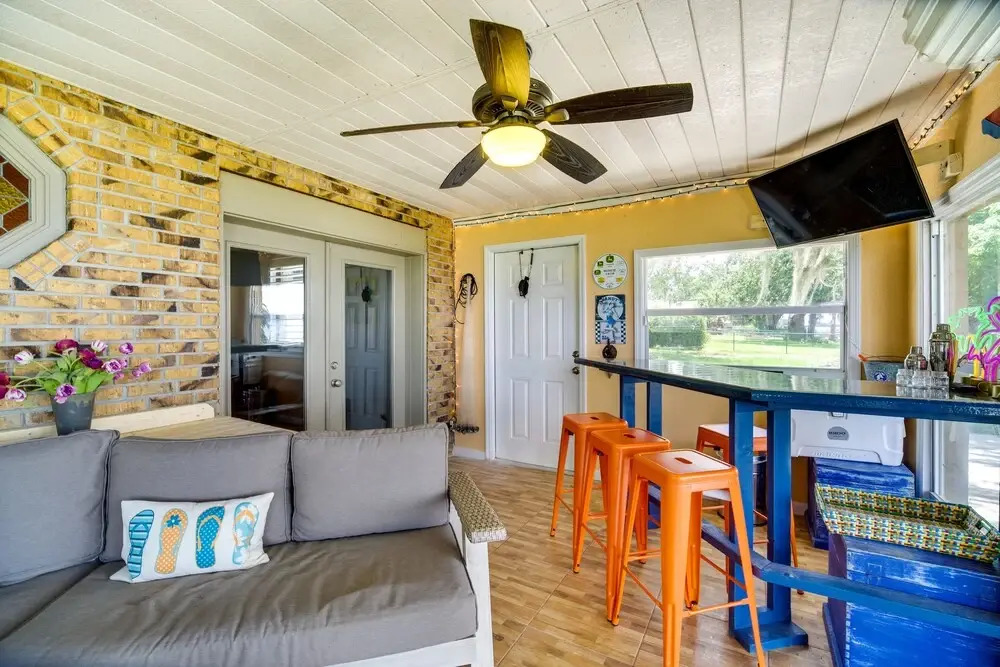 Lake Francis Lily Pad - Home w/ Hot Tub & Dock!