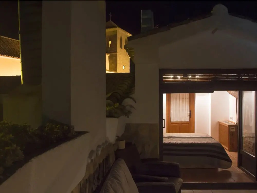 Alhanda Apartahotel