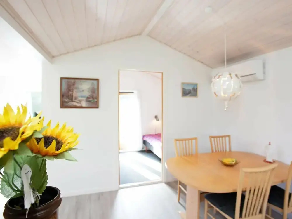 2 Bedroom Stunning Home In Kalundborg