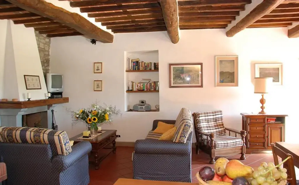 Casa Tonio by Salogi Villas