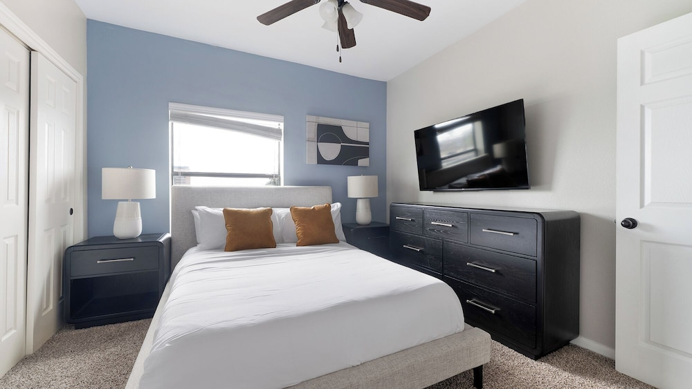 Landing Apartments near Downtown Corpus Christi