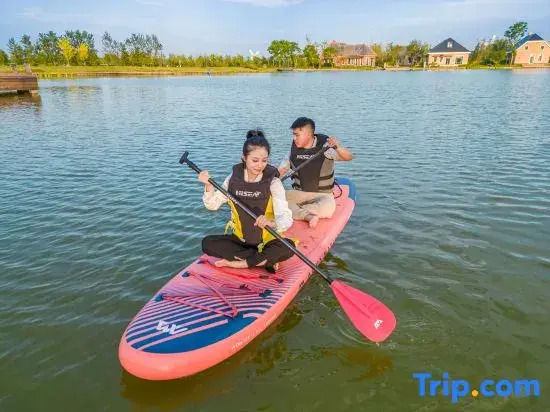 Lake Roli Resort