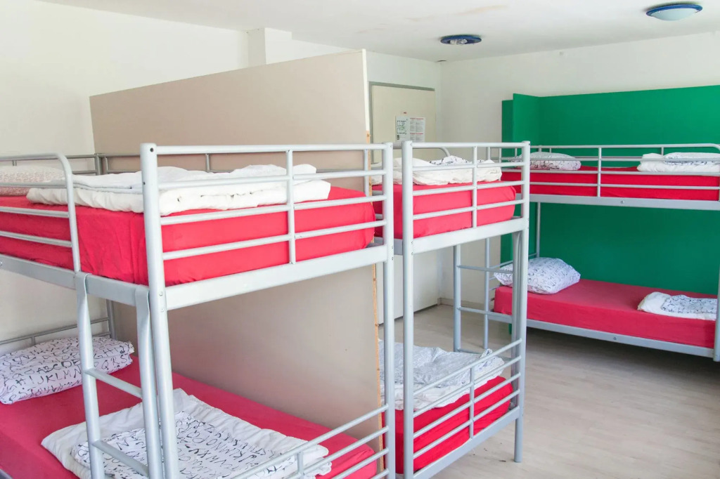 Simbol Hostel & Rooms with Free Private Parking