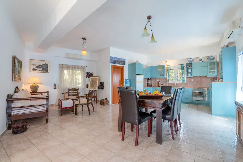 Maroussa's Apartment's
