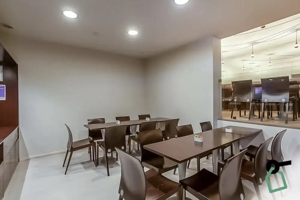 HOTIDAY Room Collection - Oporto
