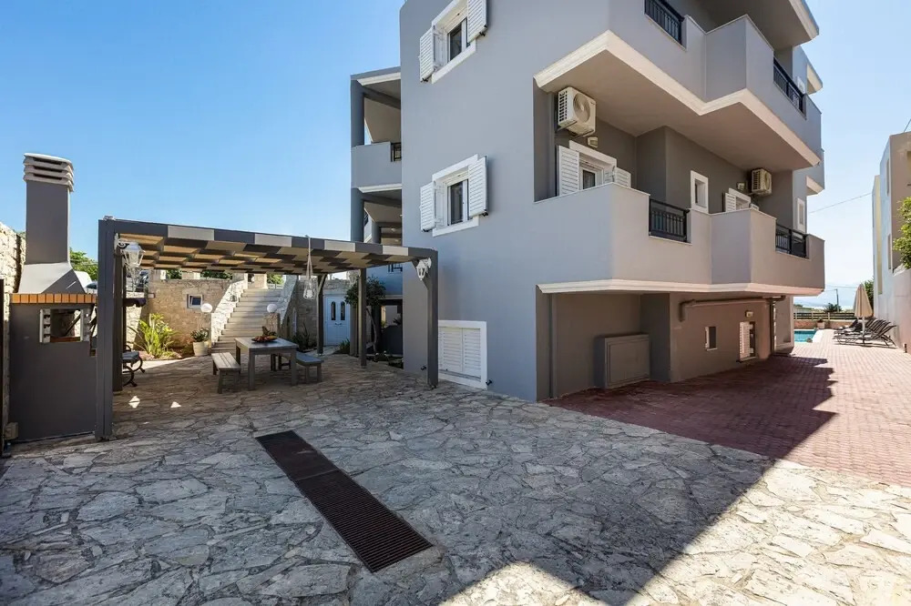 Helenas Aparthotel , Scaleta