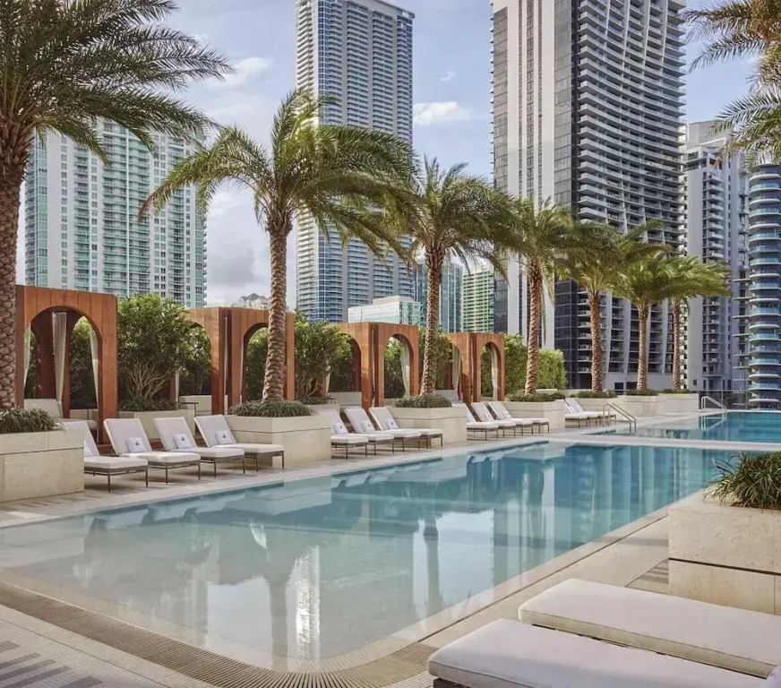 Luxury Apartment in Brickell