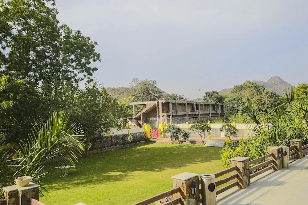 OYO 24395 Hills Retreat Resort