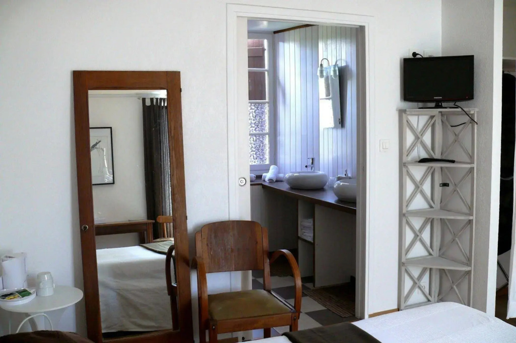 Logis Hotel Restaurant LA BARGUILLERE