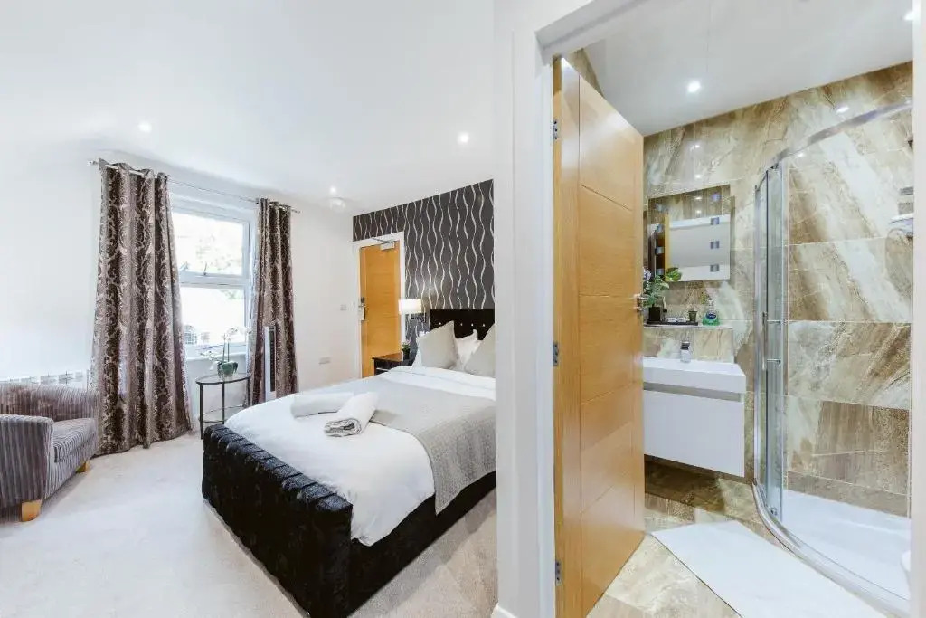 Modern city centre studio apartment