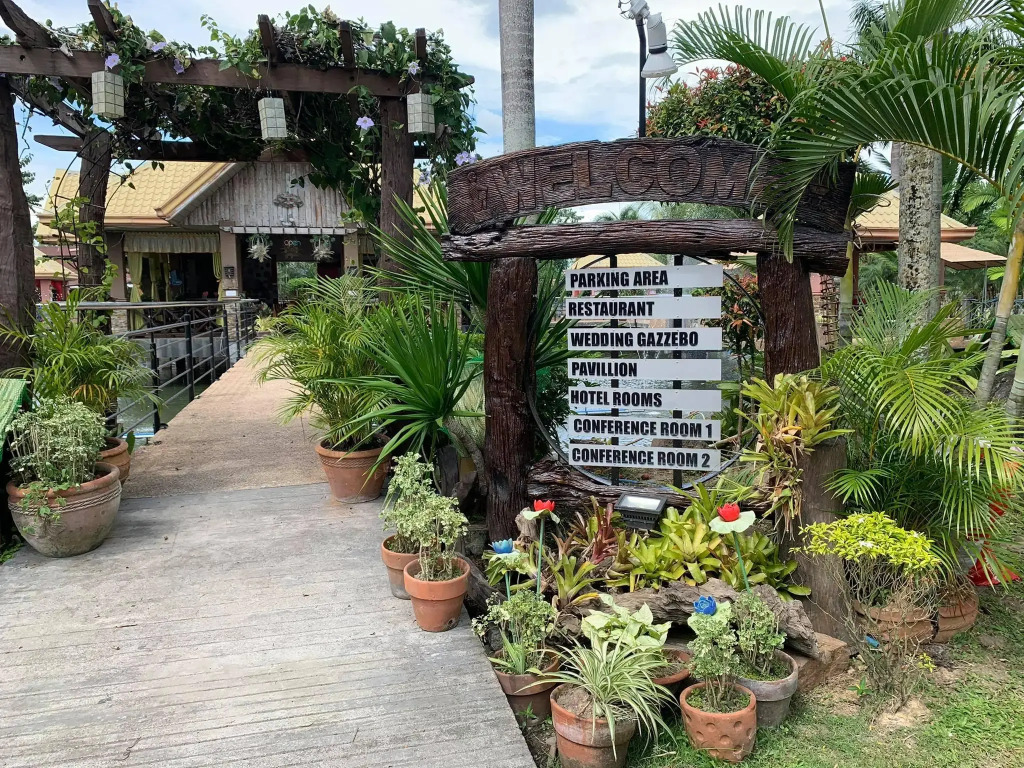 Palaisdaan Hotel and Restaurant