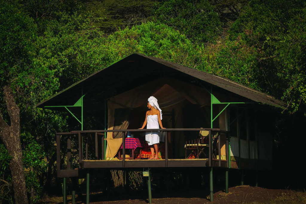 Sekenani Camp