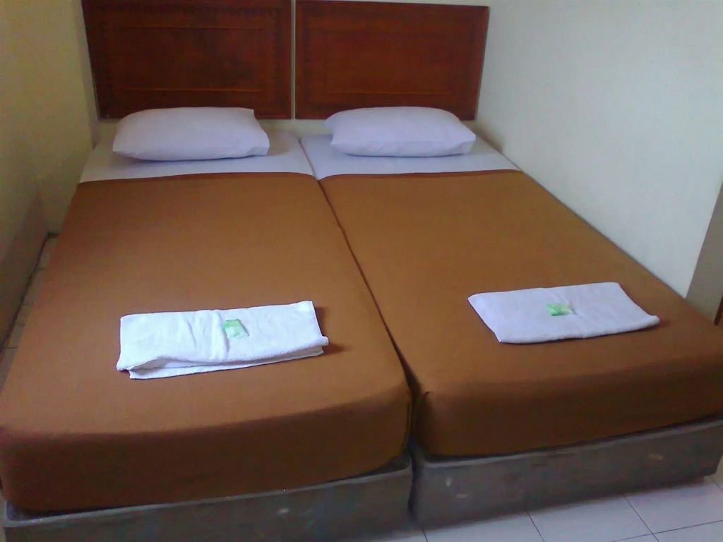 OYO Life 90380 Andalus Hotel Syariah