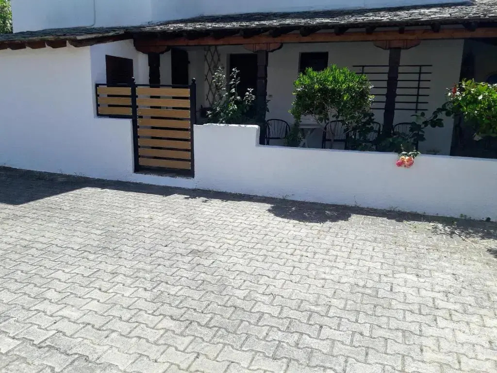 Polys Sea Side House