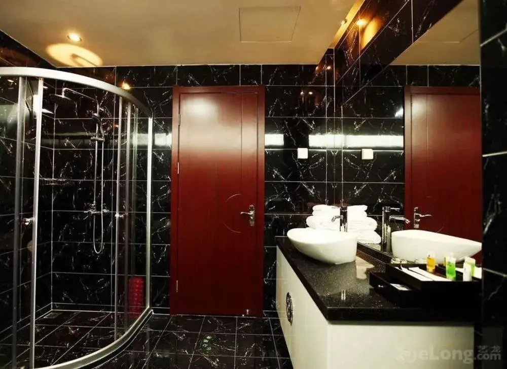 Ji Hotel