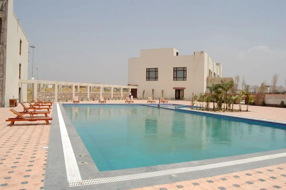 Cambay Resort Jamdoli