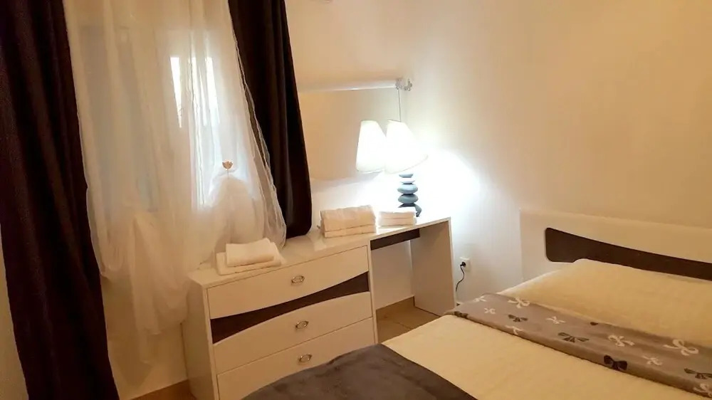 Villa With 4 Bedrooms in Saint-benoît, With Wonderful sea View, Privat